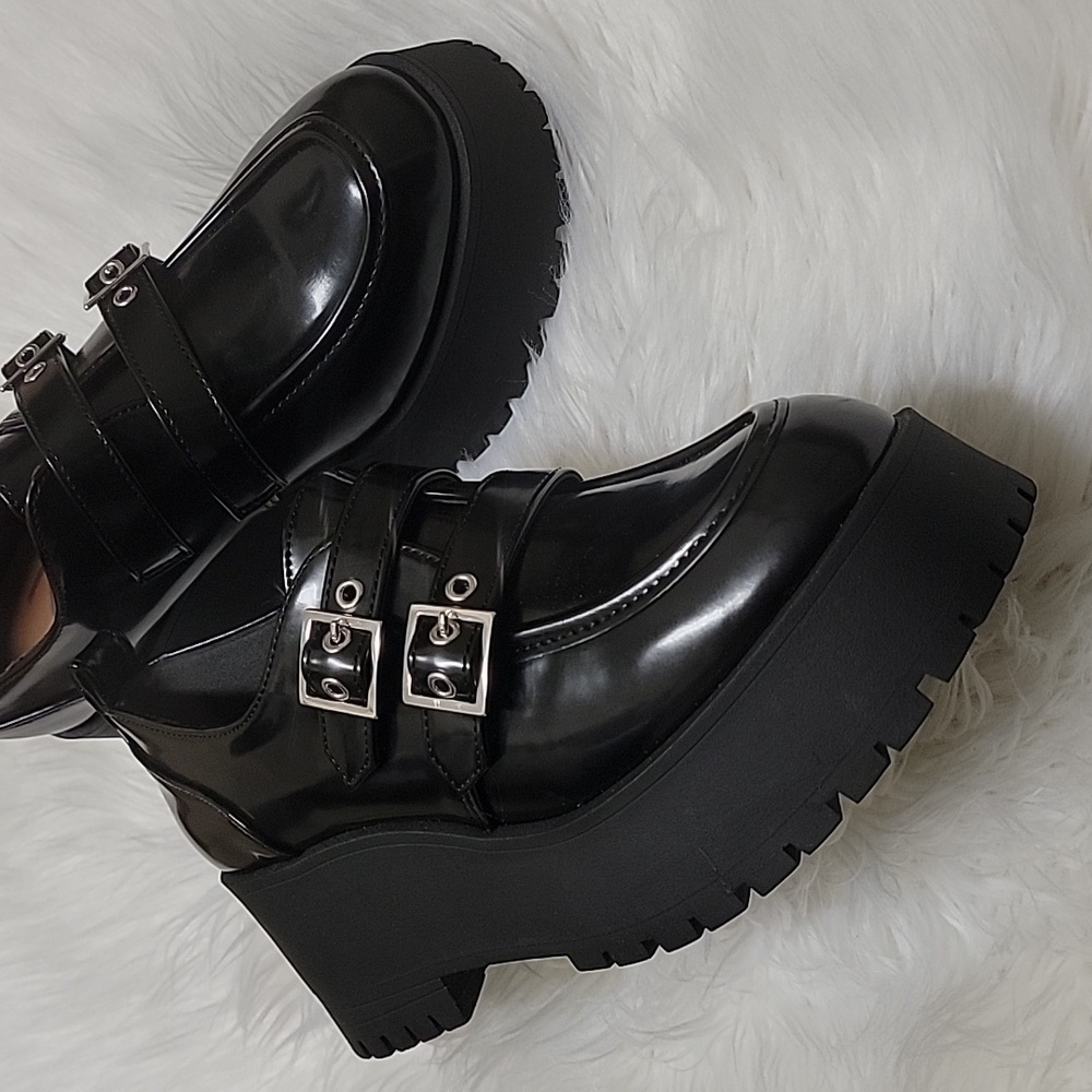 Zodiac | Perri Platform Double Buckle Loafers - Picture 4 of 12